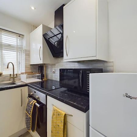 Fabulous Quiet Chelmsford Apartment - Free Parking Exterior foto